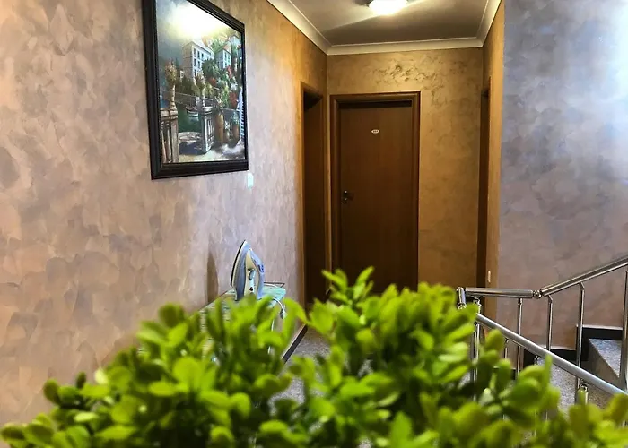 Val And Kate Affittacamere 2*